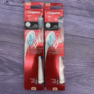 2 LOT Colgate 360 Sonic Optic White Battery Soft Toothbrush *READ DESCRIPTION*